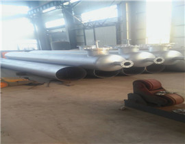 Distillation column.jpg